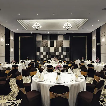 Moevenpick Hotel Sukhumvit 15 Bangkok-2